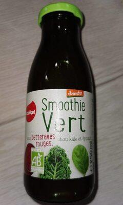 Smoothie vert betterave. Chou kale. Épinard